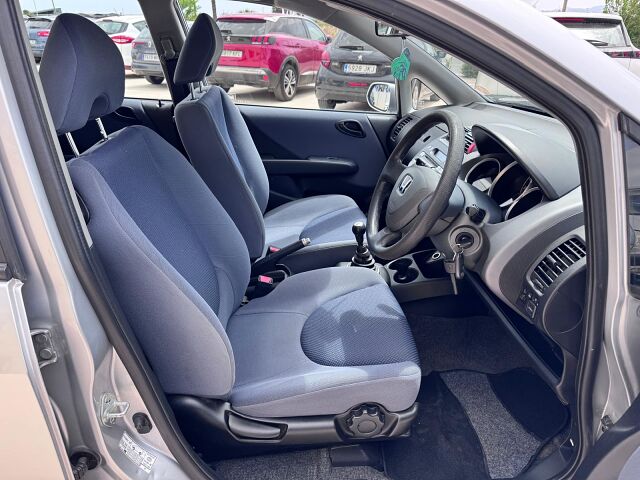 HONDA JAZZ SE 1.3 DSI UK RHD IN SPAIN ONLY 53000 MILES SUPERB LONG MOT 2004